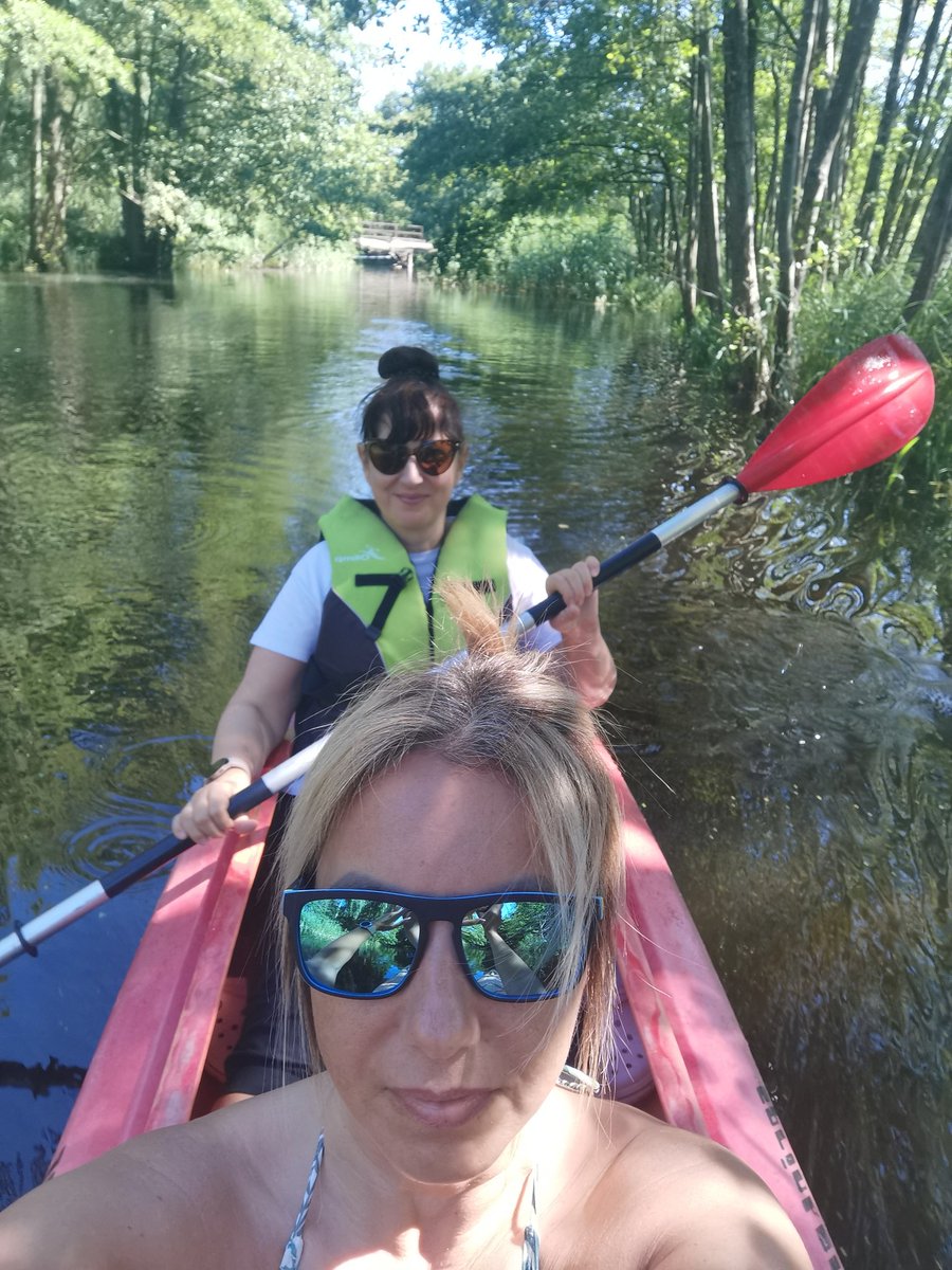 PatrycjaaPatii's tweet photo. Dzień święty świecić z @Baronowa_Kat ☀️
#Kajak #Piasnica #Debki https://t.co/RfrC2Wydz8