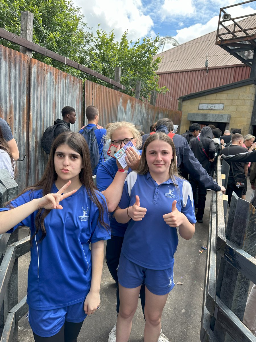 GreyCourtTweets's tweet photo. The weather gods were benign on Friday as year 10 attempted as many of the "big 5" at Thorpe Park as queues would allow. #Activityweek #Greycourt #Yr102024 https://t.co/iwydEG6rIg