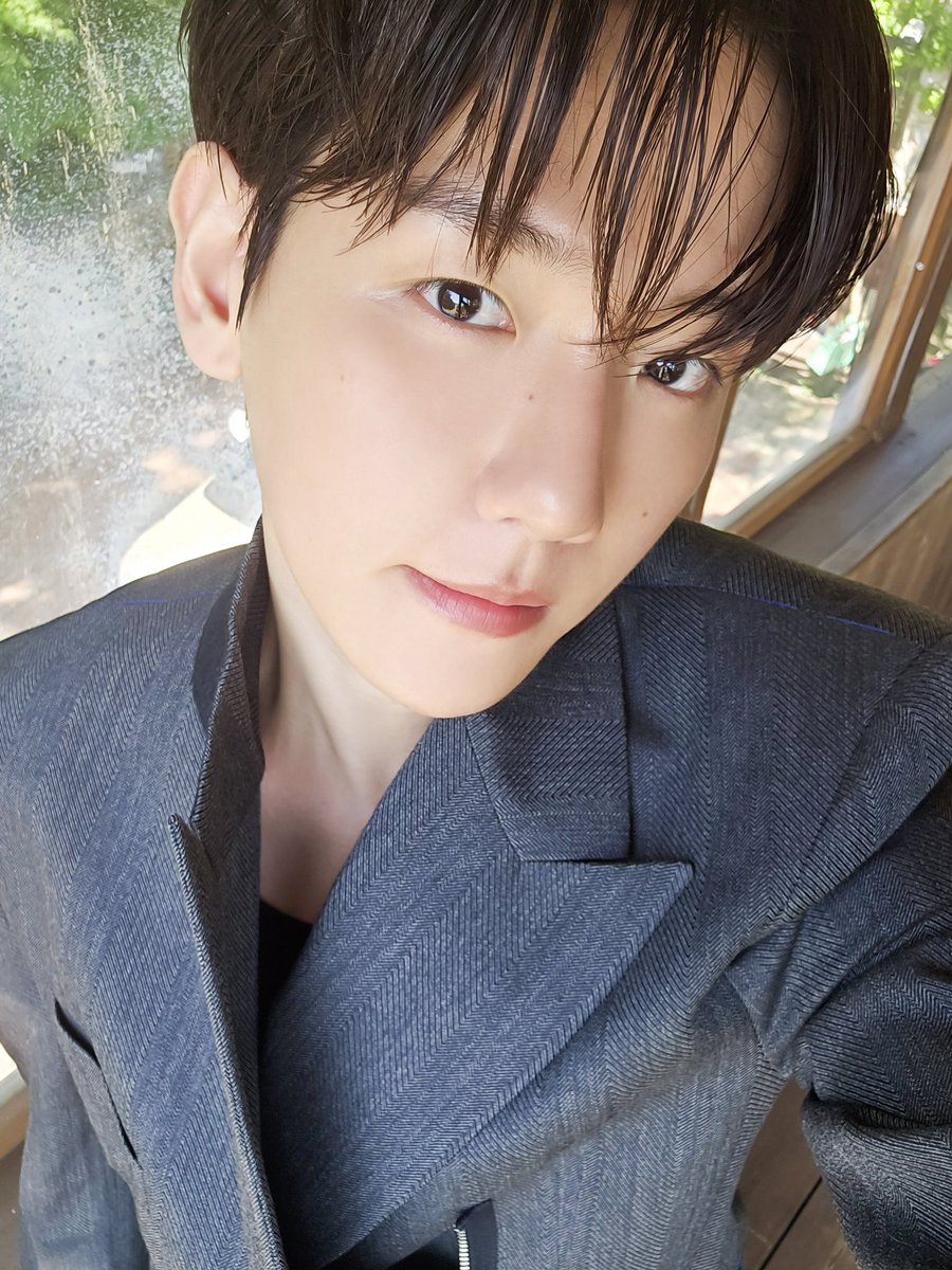 baekhyuntown's tweet photo. 📸 <DAZED> KOREA Behind Photo 21p

🔗https://t.co/gFUl1tEmDe

#백현 #BAEKHYUN #데이즈드 #DAZED https://t.co/ZzXgFu4RCT