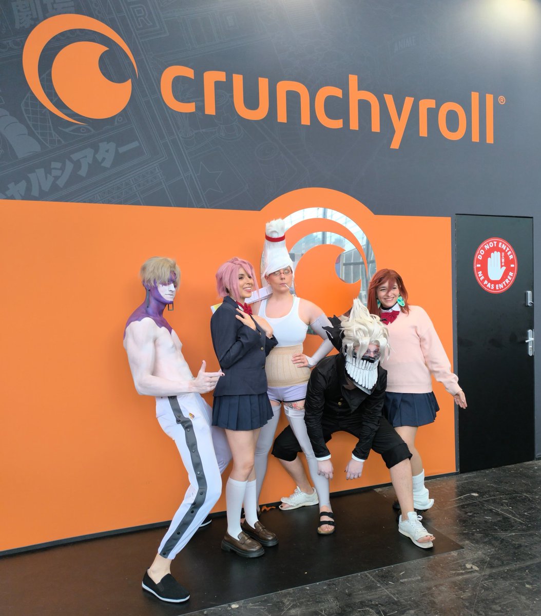 Time2Cosplay tweet media