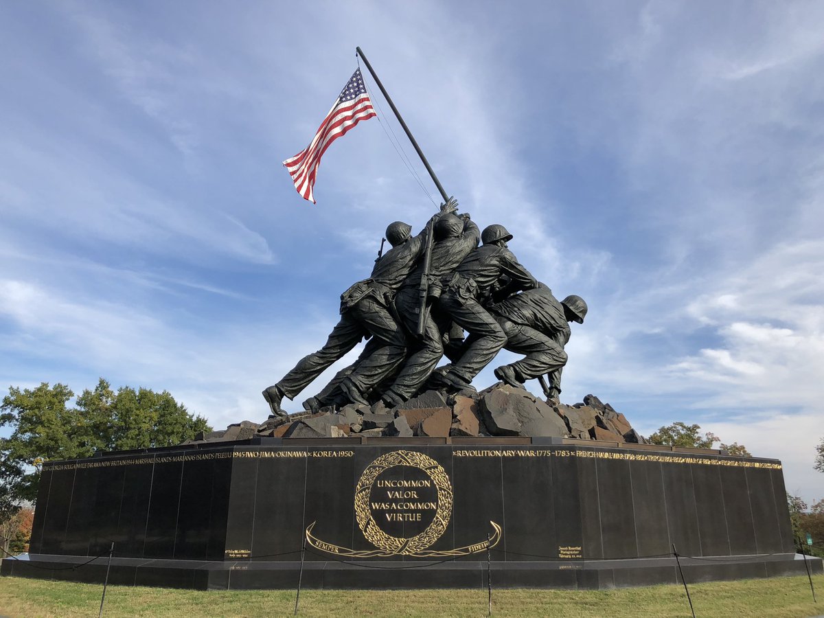 MariaLCooney's tweet photo. Did #Trump arrange the whole thing so he could look like he was the American flag being raised by his security team... highly unlikely.
I'm no fan of Trump. He should be in prison not running for president. Gun violence is not the answer. Use your vote... not your rifle. https://t.co/ojdwGmmCaB