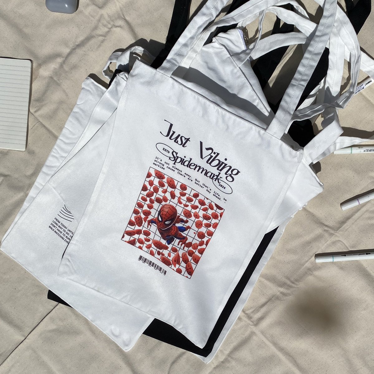 nightgrasses's tweet photo. Totebag Unofficial NCT Mark Lee Edition, fankit, bisa cek di sini yaa 🐯 https://t.co/2jFM61RpnO🐯

price: 23k https://t.co/CkBrWQelXy