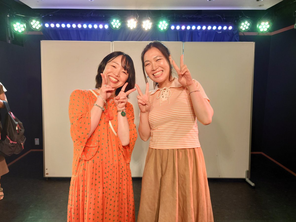 87ko_dadada's tweet photo. 「#SoAri First Live」
無事に終了しました🎉
ご来場いただいたお客様、誠にありがとうございました🌸
SoAriさんの想いが乗った歌は全部が素敵でした😭
Love&Freedomの合唱も好評で嬉しかった✨
Love&Freedomのレッスンは終わってしまうけど、またこのメンバーで歌いたいなあ🎶 https://t.co/9yhL7hfk3E