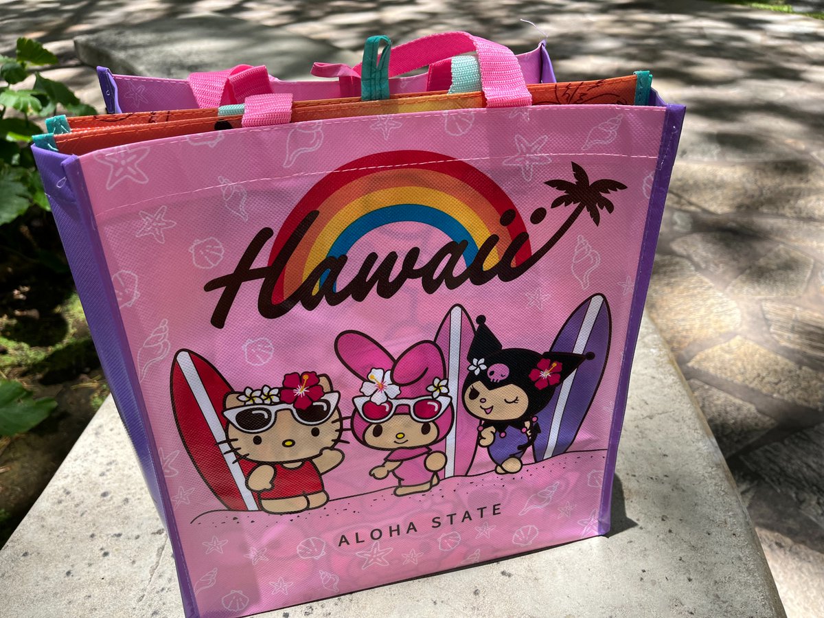 ABCストアー系のお店で買えるキティちゃんのエコバッグ ハワイらしくて