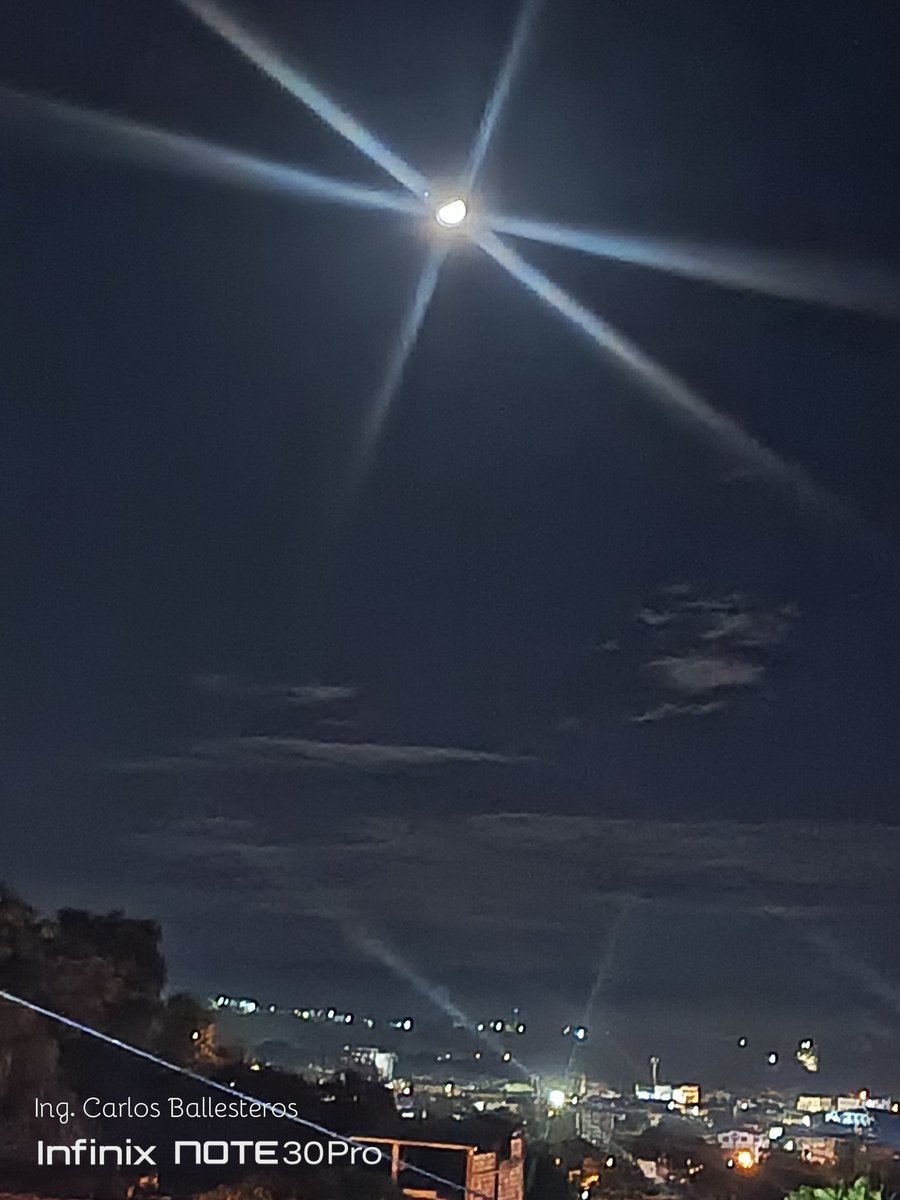 BallesteCarlos's tweet image. Sin planear, un #StopAndGo..... Muy merecido, porque ya casi es mañana y será mejor.