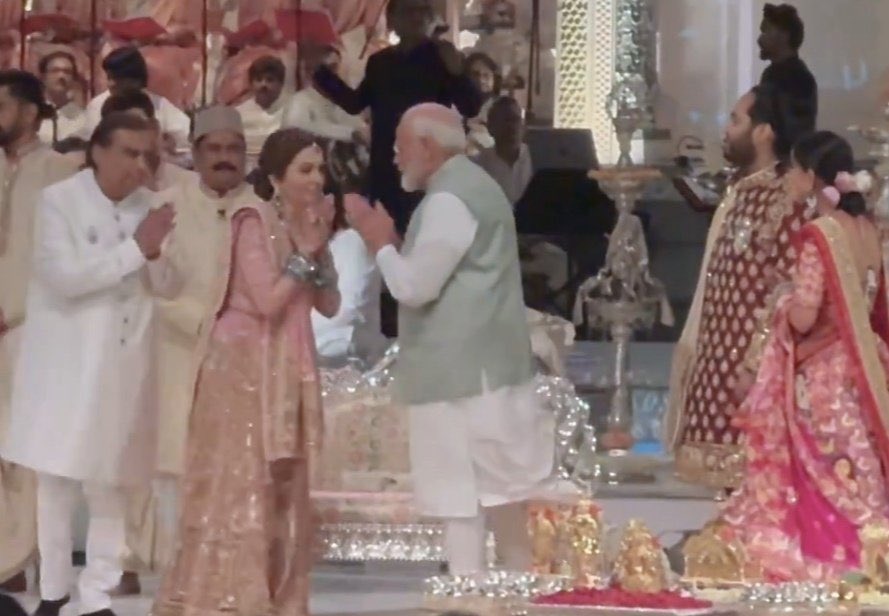 कल Moneypur का दौरा किया गया.