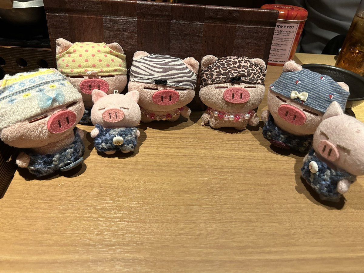 osafWikmbb5VVnK's tweet image. ぱんてー団集合〜🐽