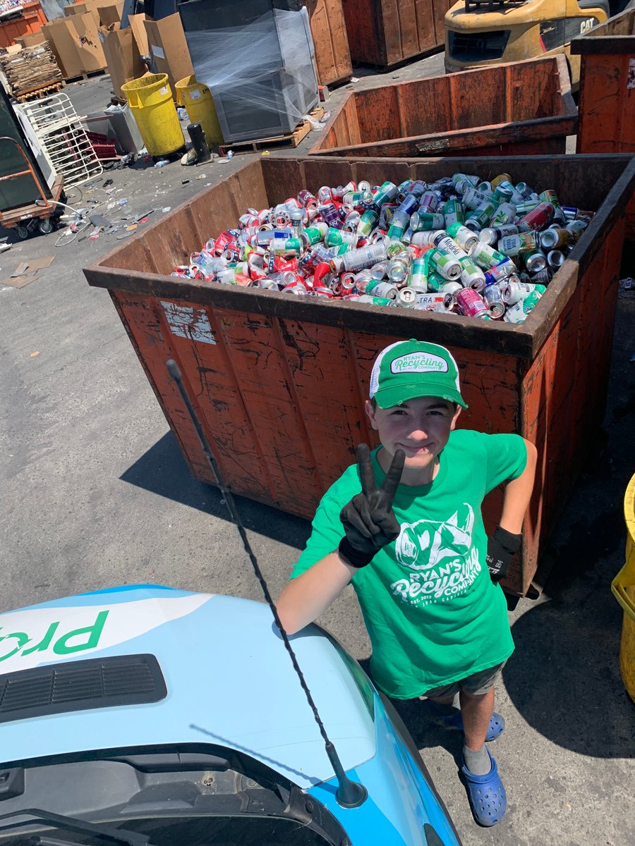 ryans_recycling's tweet photo. 12 years ago when I started recycling, I just wanted to have some fun and make a difference. Today I officially recycled my 2 millionth can/bottle. I couldn't do it without all the people helping me out every week. Thanks everyone. #recyclelikeryan #twomillion https://t.co/su8TgvhRLY