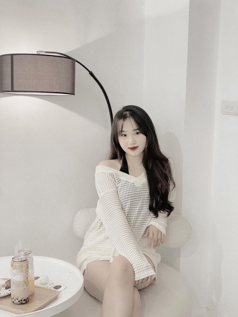 Tien_k5's tweet photo. Muốn được mấy chú đút con cu vào hihi https://t.co/w7QNcQPCYF