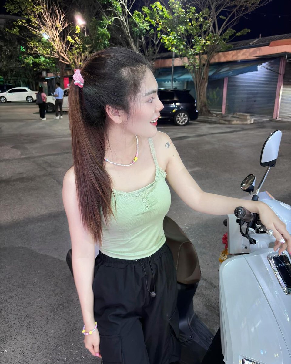 PinxXx371's tweet photo. ไม่สวย แต่ท่ายากเยอะ ⛈️

สมัครสมาชิกรับฟรีเครดิต 58 บาท  
 คลิ๊ก 📍 https://t.co/w9pSUXvMsX

#bbrightvc #WangYibo_Olympic2024 #Trump #กลัฟคณาวุฒิ #หมอเกศ #ช่องวัน31 #ดุจอัปสรEP10 #Trump2024 #WangYibo_Olympic2024 https://t.co/EvBOzuomPV