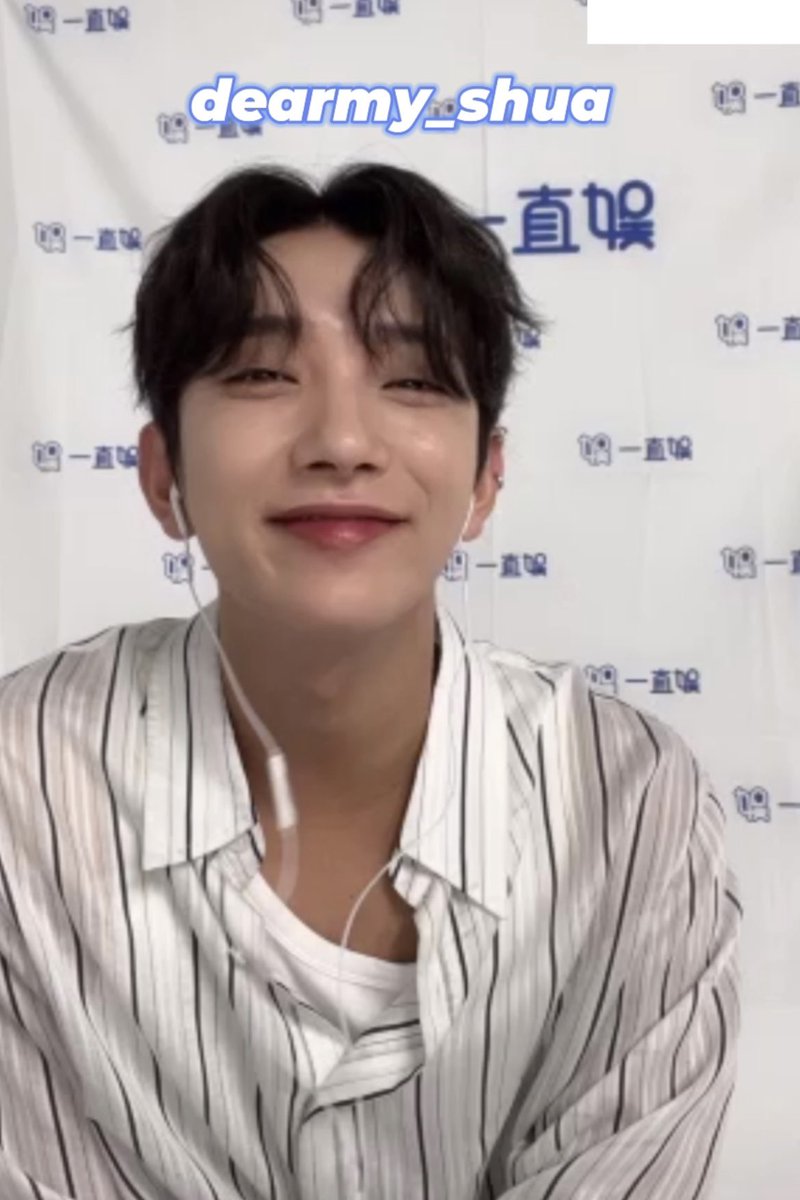joshuaarchive's tweet photo. joshua for today’s yzy fansign event 🤍 https://t.co/KV40NvQoks