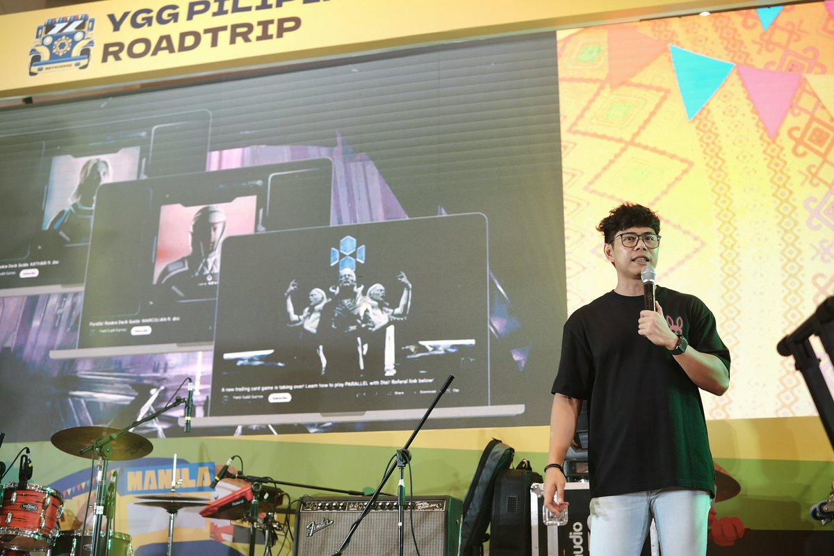MFWCaravan's tweet image. INTERN UPDATE  @Disiboii and @NFTmunchiess are demonstrating how to start with @ParallelTCG, followed by an epic showmatch among our @OneTurnTILT and #YGGRoadtripManila attendees! 🔥🎮 //
