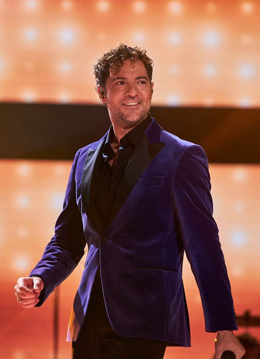 PepiyFernando's tweet photo. Cada día con algo nuevo nos haces estar cada vez más orgullosos de ti! FELICIDADES @davidbisbal !! Alira Moya #EquipoBisbal ganó La Voz Kids 2024!! Tu gran actuación en LA VELADA DEL AÑO IV y muchas cosas mas... #GrandeDavid BENDICIONES ☀️🙏👏 https://t.co/H4T1dISCCg