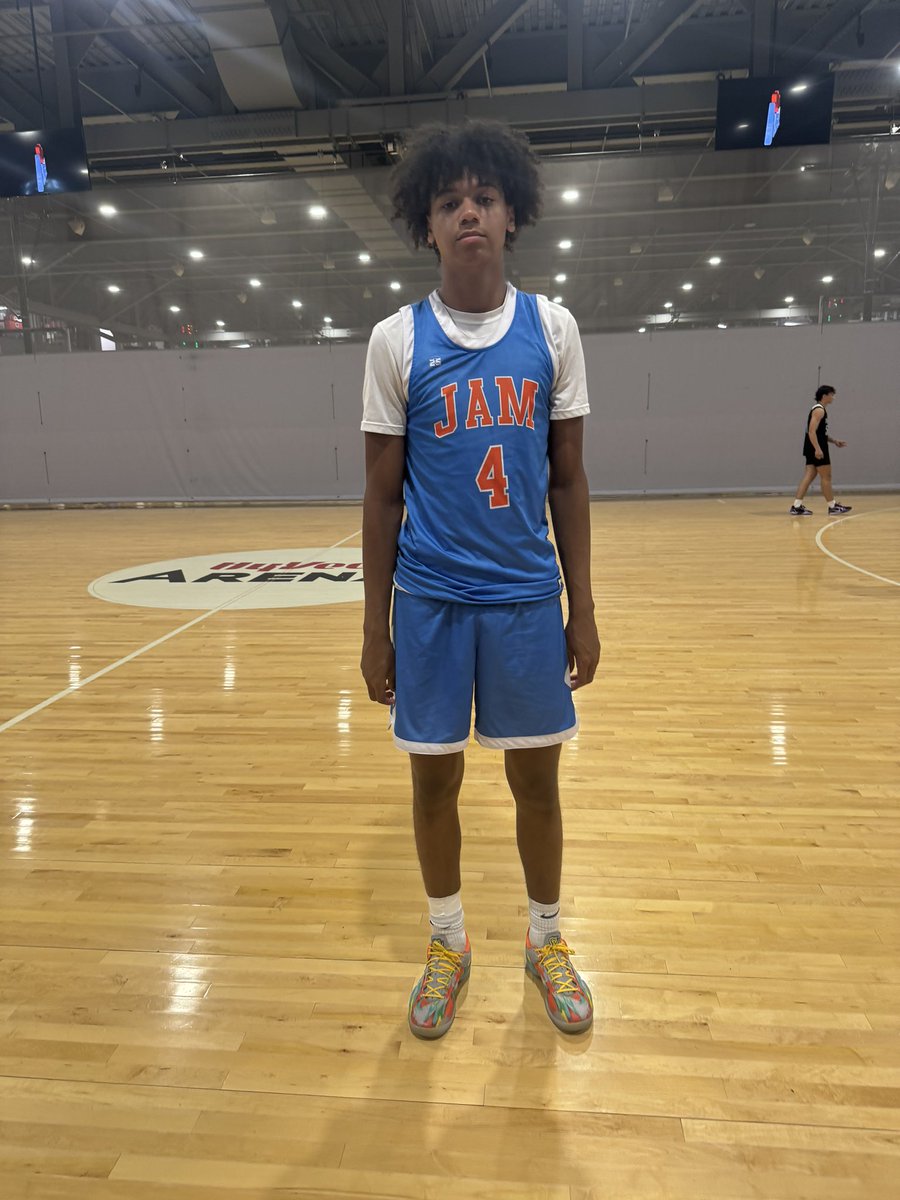 𝐓𝐨𝐩 𝐏𝐞𝐫𝐟𝐨𝐫𝐦𝐞𝐫𝐬 𝐇𝐚𝐫𝐝𝐰𝐨𝐨𝐝 𝐂𝐥𝐚𝐬𝐬𝐢𝐜 𝟏- 𝐃𝐚𝐲 𝟐

‘25 Lucas Paoli
All Iowa Attack
18 Points 

‘25 Caleb Dyvig 
JAM
20 Points