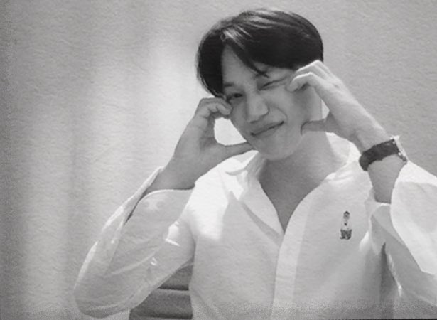 gomgomkai88's tweet photo. و بلاخره ششمینkai's  ordinary days🥹🥹
آخه ببینیدش-
قند، عسل، شکر، نبات، شکلات، موچی✨

#KAI 
@weareoneEXO https://t.co/PH3rl7Oanp