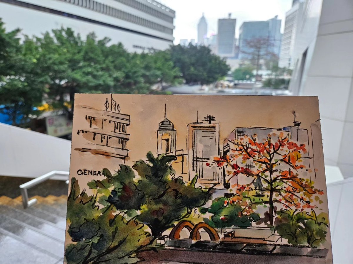 idatsestudio's tweet photo. The #TreeCotton makes a good companion of GPO. This year, I had sufficient time to catch them from two different angles.
Farewell to #GPO Series No. 19 & 21
#GeneralPostOffice #HongKongPost #郵政總局 #香港郵政 #木棉 #英雄樹 #BombaxCeiba
#watercolour #cityscape #locationsketch https://t.co/fkfX8NP3tT