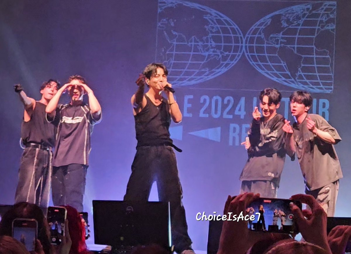 ChoiceIsAce7's tweet photo. Mentally I'm still here 3 weeks later...
Miss you 🥲
#ACE #ACEinDENVER #Donghun #Yuchan #Junhee #Byeongkwan #Sehyoon
@official_ACE7 https://t.co/djuXBvwtpT