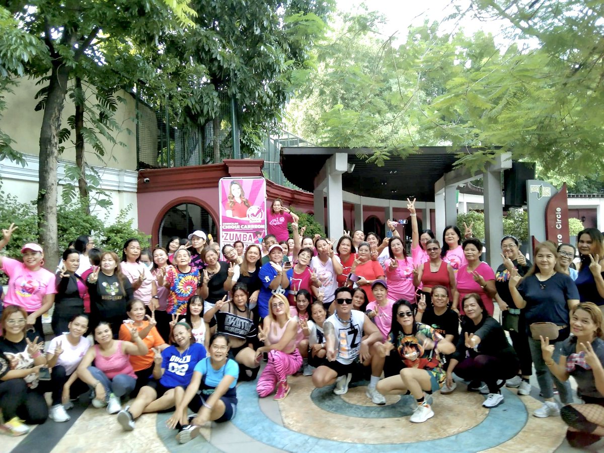 ChiquiCarreon_'s tweet photo. Sunday, It's Zumba day! 

Maganda ang umaga para umindak, magpapawis at mag ZUMBA sa Valenzuela Peoples park. Ito ay libre handog ni Konsehal Chiqui Carreon tuwing araw ng LINGGO 6:30 ng umaga. Indak para sa magandang kalusugan. 🩷 

#CheckSaSerbisyo https://t.co/7yAfpXA8ob