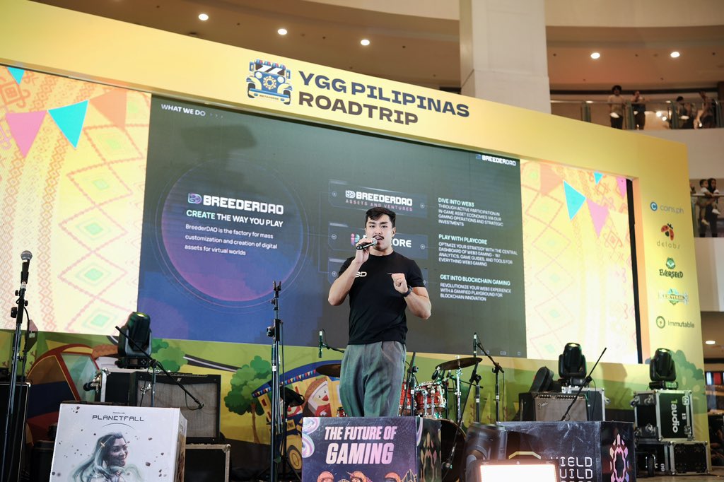 MFWCaravan's tweet image. INTERN UPDATE

@BreederDAO showcasing their Playcore, AI Skins, and Creatorverse here at the #YGGRoadtripManila! Don't miss out! 🔥  Check out their socials: web.facebook.com/breederdao.io
Twitter: @BreederDAO
Linkedin: linkedin.com/company/breede…
Website: breederdao.io