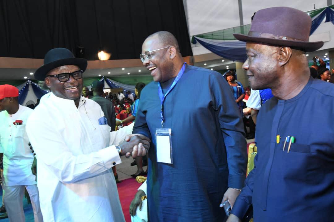 ThePrincipal_'s tweet photo. 1/2 
I had the honor of attending the Niger Delta Stakeholders Summit in Port Harcourt on July 12th, 2024. It was an incredible opportunity to engage with esteemed personalities and organizations committed to fostering sustainable development in the Niger Delta. https://t.co/ZkvbrcBsPF