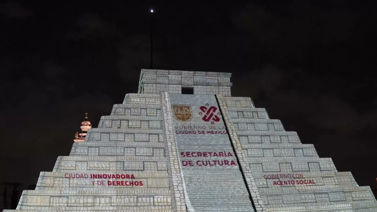 DanielaCordAre's tweet image. El día de hoy estuvimos en la inauguración del espectáculo de #videomapping sobre la #pirámide de #Kukulkán, aborda la cultura #maya y el legado de #FelipeCarrilloPuerto; estará hasta el 21 de julio en nuestro #Zócalo de la #CDMX. ¡Una belleza!