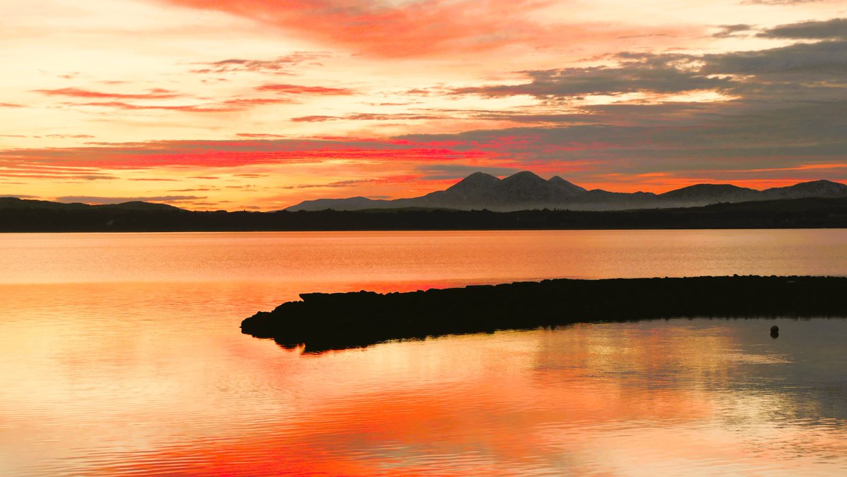 Bowmore early this morning before sunrise.