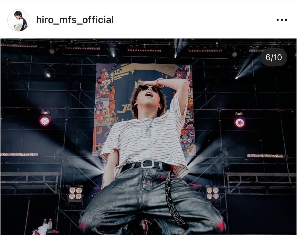 nmfs23's tweet photo. これバチイケすぎてこのTシャツ公式グッズで出して欲しい https://t.co/1XYGYfPDHU