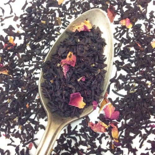 I just received Strawberries &amp; Cream Black Tea (with Rose) by Karma Kiss from pepewai via Throne. Thank you! throne.com/ice_castle_sys… #Wishlist #Throne