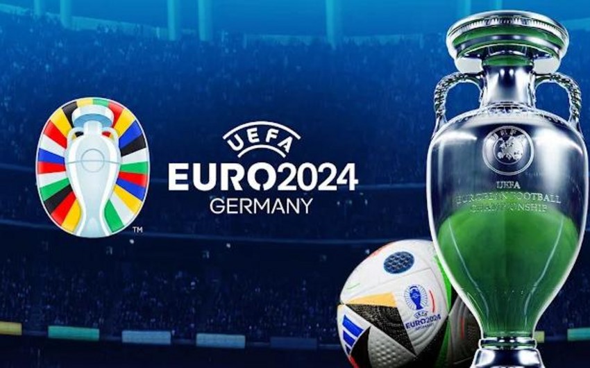 ikisahilnews's tweet image. #AVRO2024 🏆
⚽️ Almaniyada təşkil olunan Avropa çempionatının qalibi bu gün müəyyənləşəcək.

23:00. #İspaniya - #İngiltərə 
Baş hakim: Fransua Leteksye (Fransa).
Berlin, Olimpiya stadionu.

#UEFA #EURO2024 #Germany #Almaniya #futbol #ikisahil