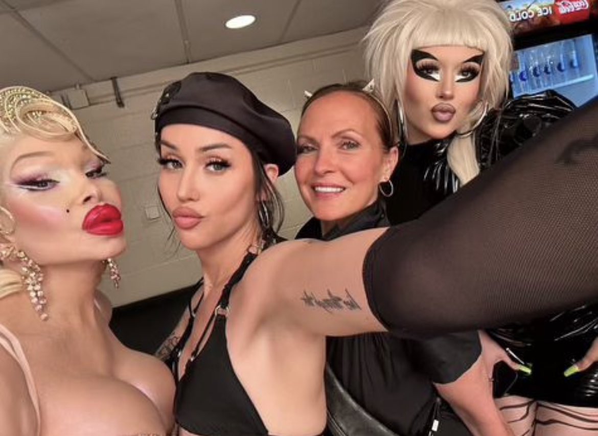 Drag_Crave's tweet photo. Adore Delano looks flawless alongside Amanda Lepore, Gina Garan &amp; Jaycie O'Day for Omaha Pride in Omaha, Nebraska. https://t.co/IhYQXSqH8Y