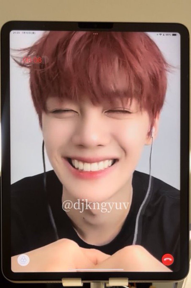 lesbimao's tweet photo. i hope he never ever stops smiling https://t.co/0HArlRdWDD