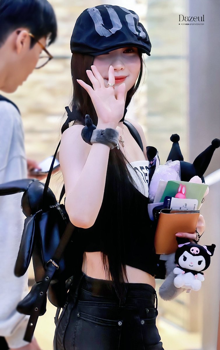 Dazeul__'s tweet photo. 240614 HQ 
#BABYMONSTER #베이비몬스터 
#아사 #ASA #榎並杏紗 #EnamiASA https://t.co/yXy1kDpSNm