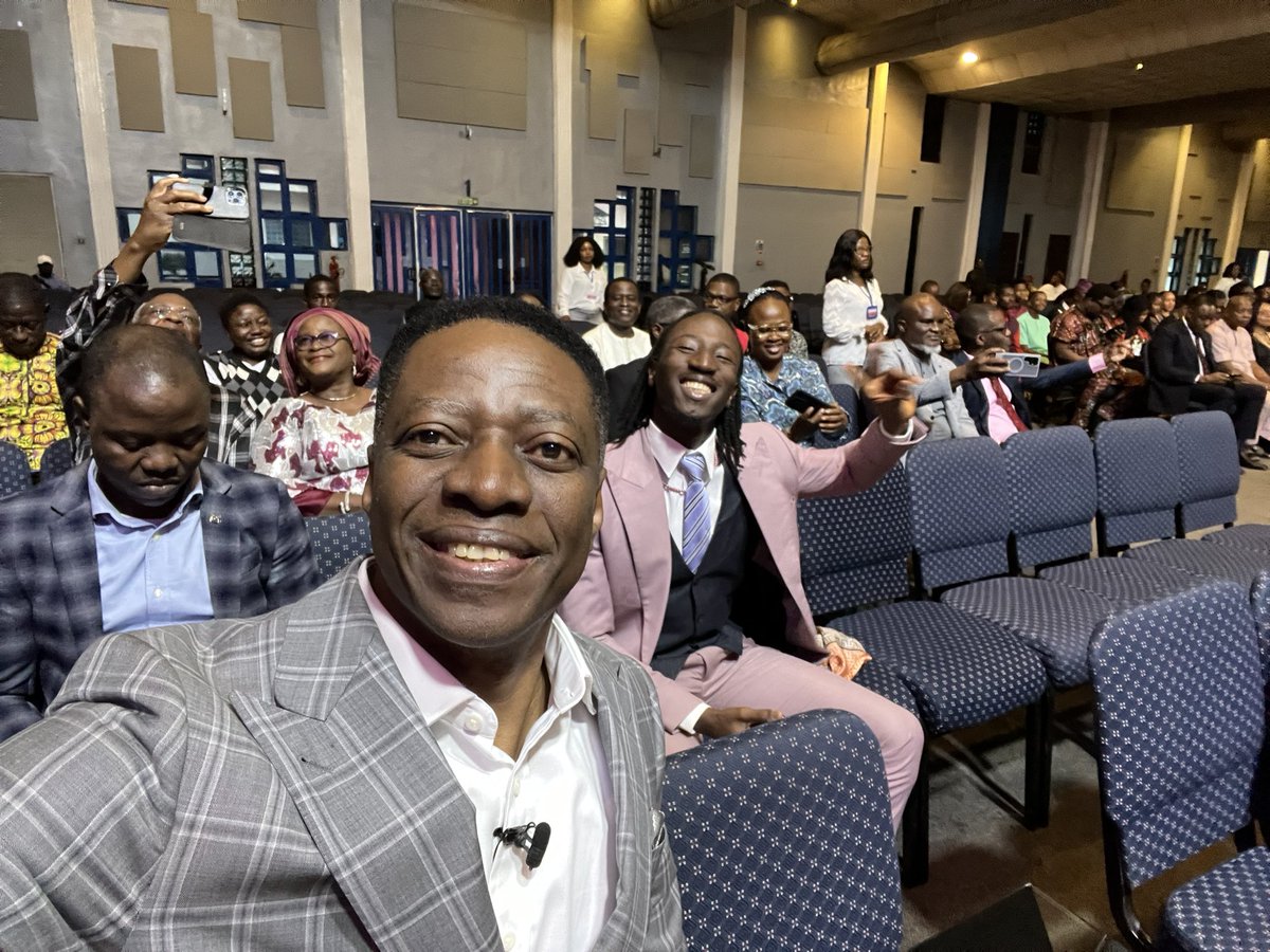 sam_adeyemi's tweet photo. We’re in church. Warm fellowship. Amazing testimonies. Practical teaching. @DaystarNG 
#daystaronline https://t.co/f989tdC7Lh