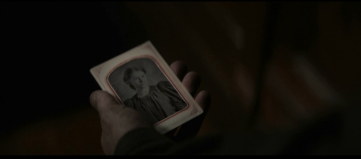 Emni_Emni's tweet photo. "The spinning wheel turns, round and round in a circle. Each fate tied to the next. A thread, red like blood, that stitches together all of our acts. He severed ours with the sharpest blade. And yet something remains behind that cannot be cut. An invisible bond." #1899Netflix https://t.co/RXvU68AFVy