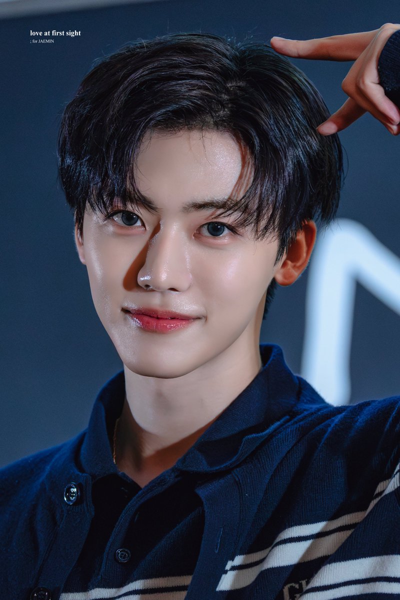 240711 NARCISSISM : JAEMIN 1st PHOTO EXHIBITION BOOK SIGNING

#NCT #NCTDREAM #엔시티드림
#나재민 #재민 #JAEMIN
<a href="/NA_RCISSISM_/">NARCISSISM</a>