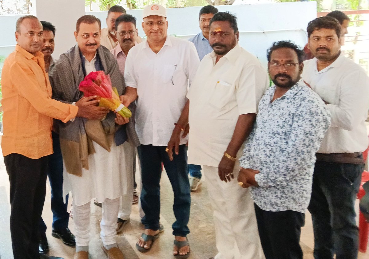 consumercases's tweet photo. Press meet and interaction with the public on consumer issues at Kakinada district of Andhra Pradesh State 

@aajtak @blvermaup @hd_kumaraswamy @jagograhakjago @JoshiPralhad @naralokesh @ncbn https://t.co/5jtuOKWev3