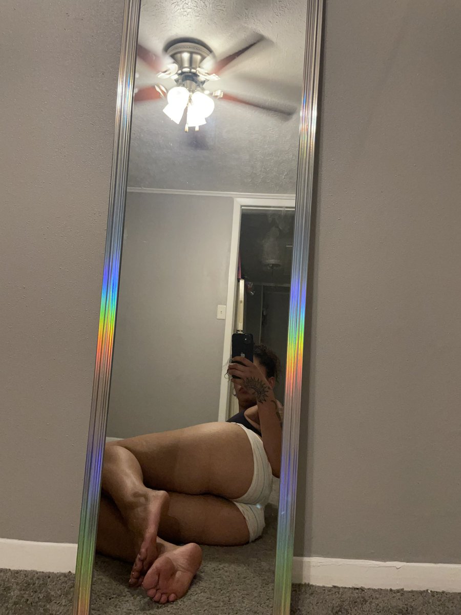brown_succubus's tweet photo. would you kiss my soles or ass first ? https://t.co/GQveuXqvb6