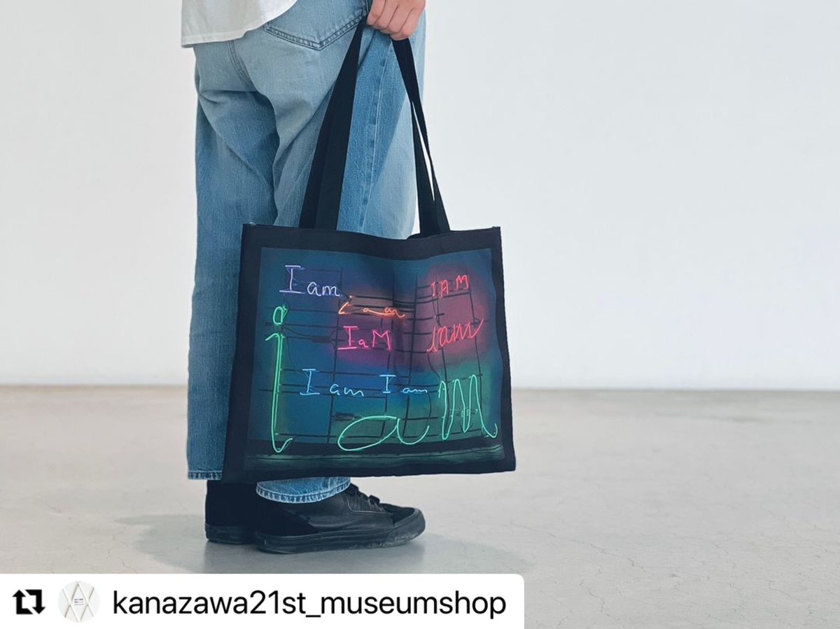 LOVEアートトートバッグ 大きめ　14万から、 セール中です GSb_-FYWwAAcBlZ.jpg