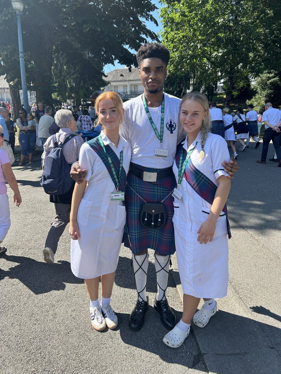 Miss Sullivan (@mssullivansays) on Twitter photo Lovely to bump into some of our <a href="/SClassof2024/">St Andrew’s Secondary - ClassOf2024</a> young people today at the International Mass at Lourdes. They are doing their families and parishes proud! Lovely to bump into some of our <a href="/SClassof2024/">St Andrew’s Secondary - ClassOf2024</a> young people today at the International Mass at Lourdes. They are doing their families and parishes proud!