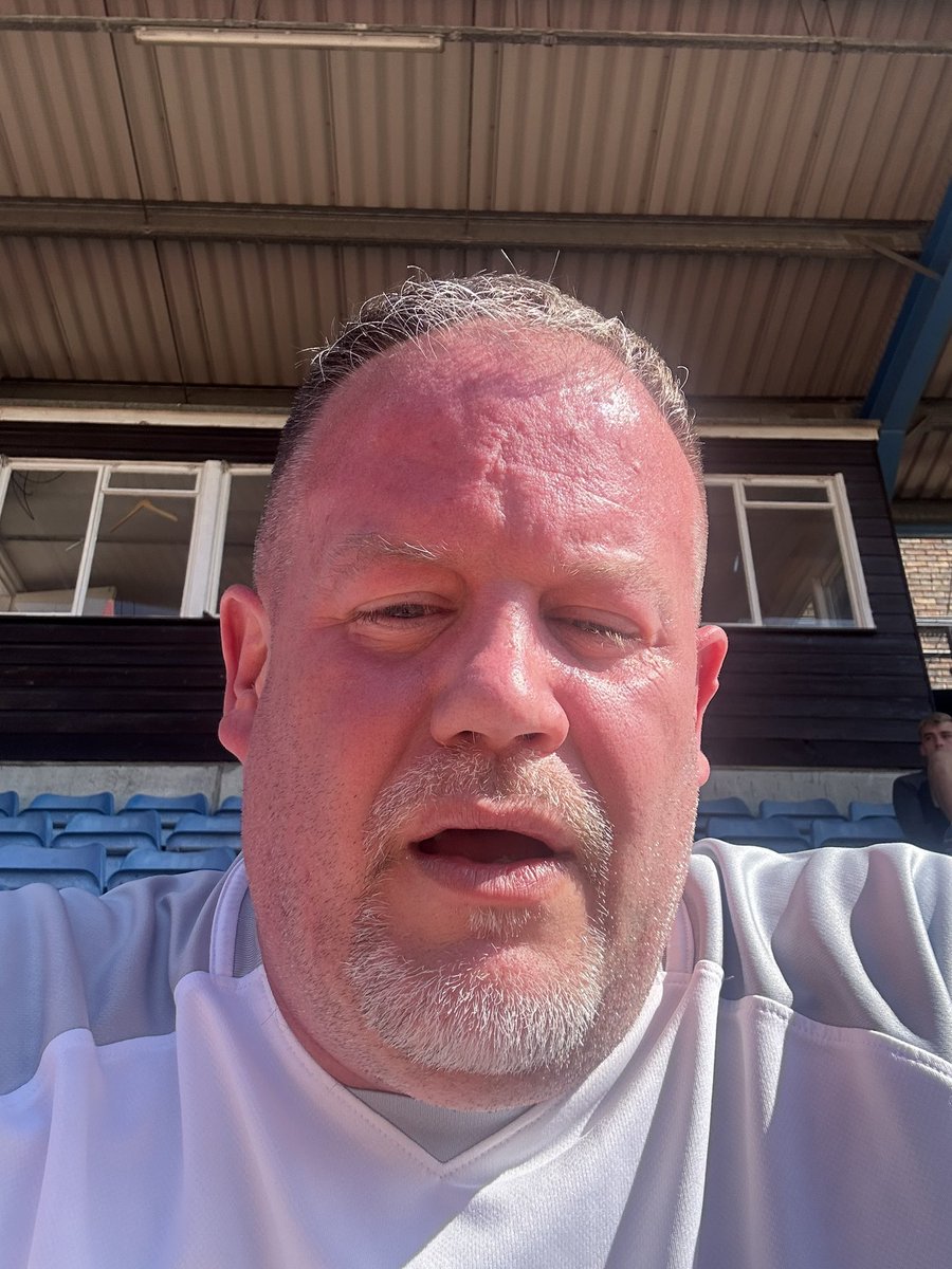 Dan Bryant (@dannythebee) on Twitter photo Fitness test level 4……
I came to give it a try, support my fellow <a href="/sussexsundayfl/">Sussex Sunday Football League</a> refs,
So 3 sprints 6.73, 6.72, 6.69
The walk and run I failed but knowing I would, I now have a better idea of what to do and work on,
Roll on Septembers test for hopefully a better result 🤞🏻🤞🏻 Fitness test level 4……
I came to give it a try, support my fellow <a href="/sussexsundayfl/">Sussex Sunday Football League</a> refs,
So 3 sprints 6.73, 6.72, 6.69
The walk and run I failed but knowing I would, I now have a better idea of what to do and work on,
Roll on Septembers test for hopefully a better result 🤞🏻🤞🏻