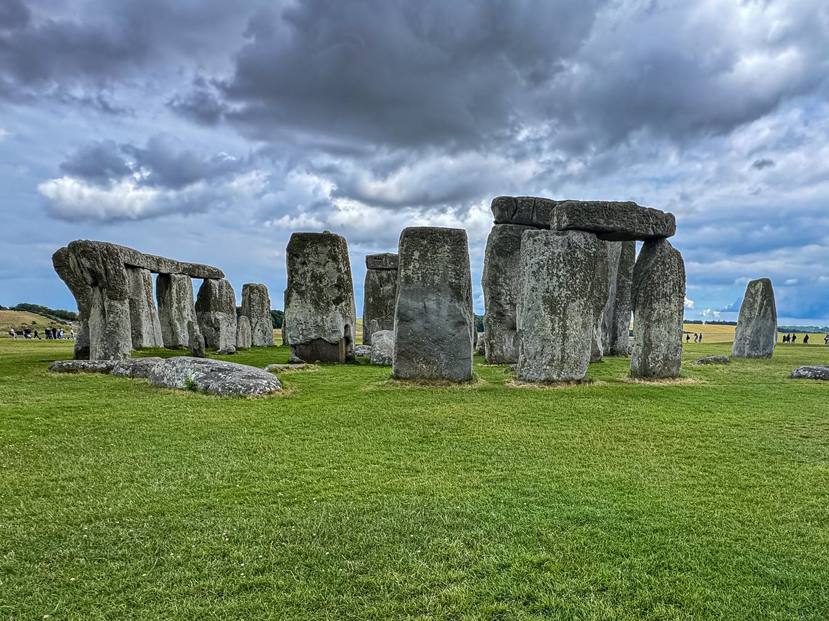 NowHeresYou's tweet photo. A sight I never thought I’d see. Stonehenge. Amazing to see with your own eyes things I’ve only read about. 7/13/24 #stonehenge #historycomingtolife https://t.co/jaQGEupm75