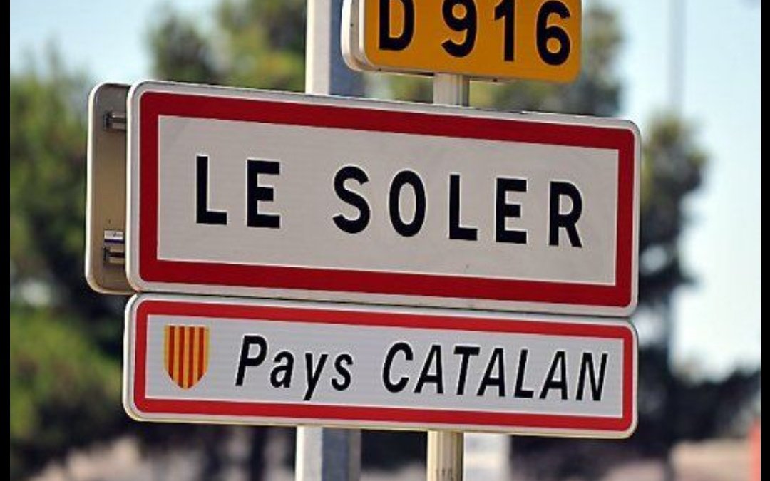 GIUMASTU's tweet photo. @Jainko_Barik l'altre dia passejant pel Rosselló https://t.co/CcAraTZJVA