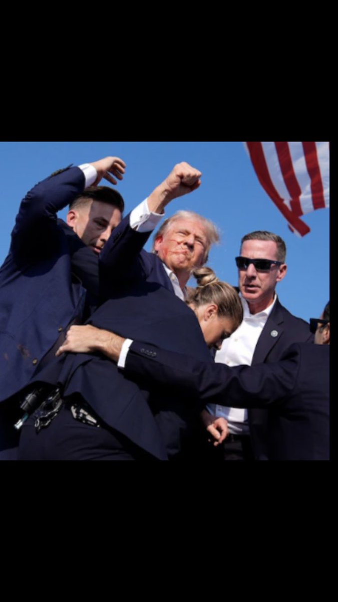 CTSVideoMag's tweet photo. BREAKING NEWS .. #Trumpshot #BreakingNews‌ https://t.co/DtJTiQAbN4