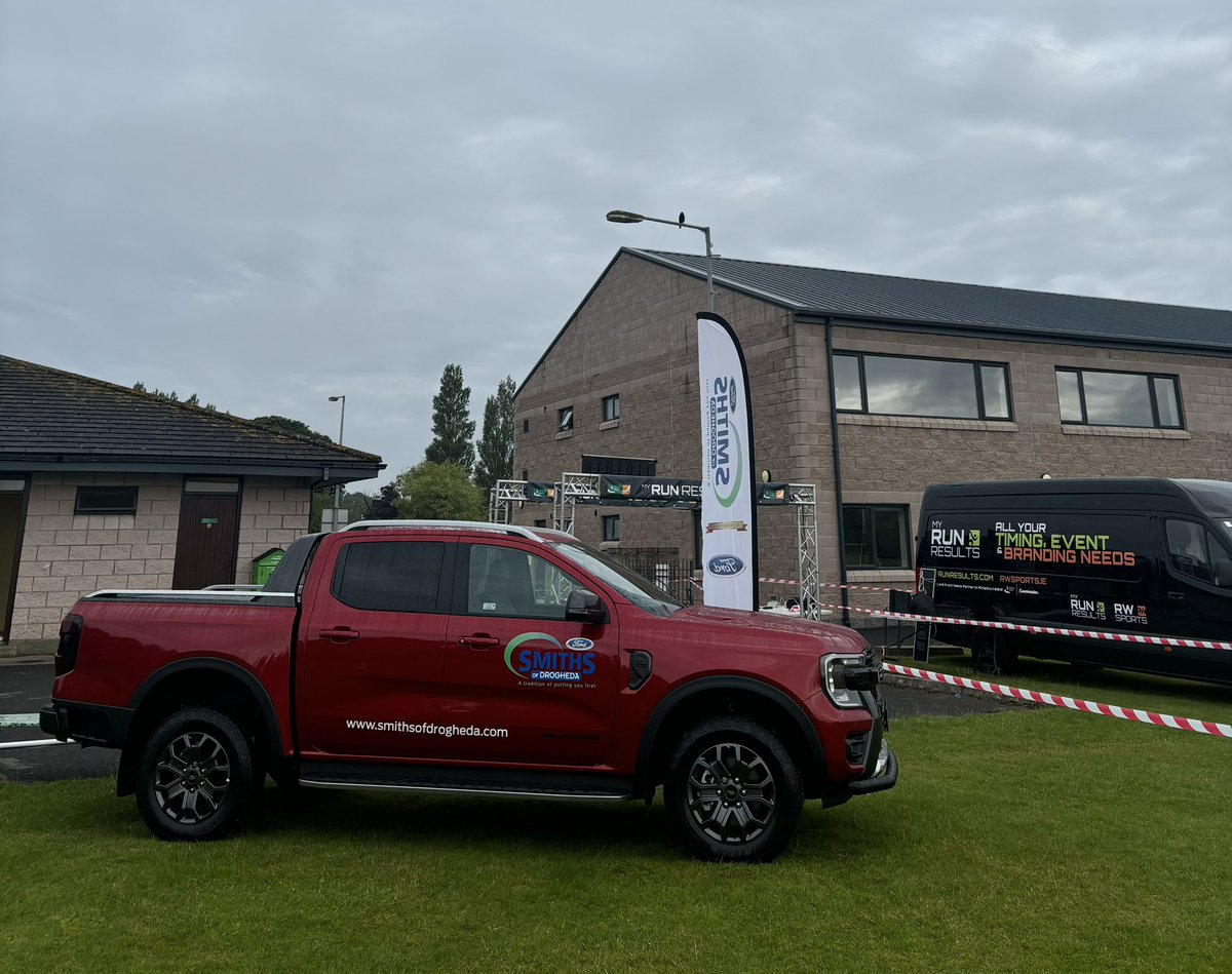 SmithsDrogheda's tweet photo. 🏃‍♀️🏃‍♂️🏃🏃‍♀️🏃‍♂️🏃

Set up this morning at the 3rd edition of the Termonfeckin Half Marathon, a race that has grown in numbers year on year. Best of luck to all who are taking part &amp; to all at St Fechins GAA for organising and volunteering. https://t.co/3QMlOMAGUj