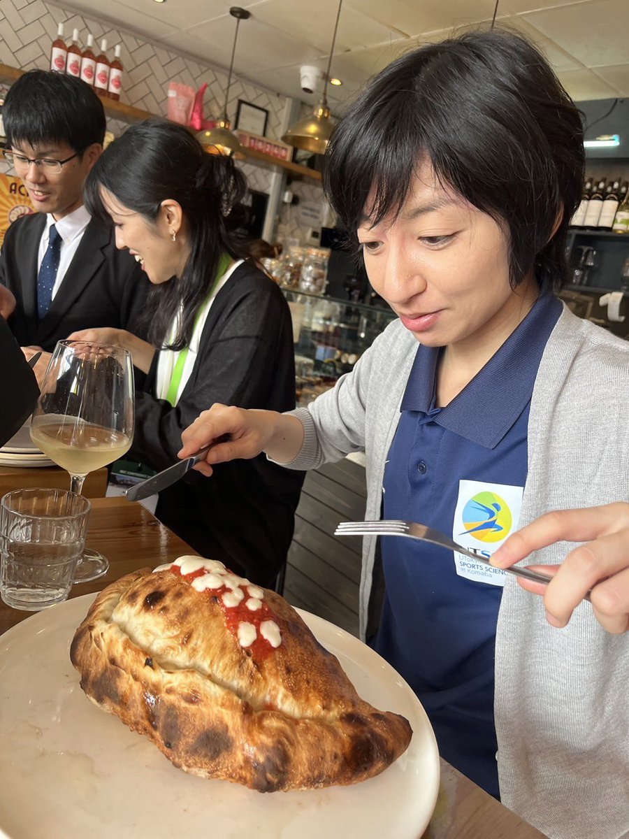Y.Takahashi (@yt_ex_biochem) on Twitter photo Wonderful days at the International Biochemistry of Exercise 2024 Conference #IBEC2024 <a href="/BiochemExercise/">International Biochemistry of Exercise Conference</a> (I just tried to cut calzone into pieces, not to eat all by myself) Wonderful days at the International Biochemistry of Exercise 2024 Conference #IBEC2024 <a href="/BiochemExercise/">International Biochemistry of Exercise Conference</a> (I just tried to cut calzone into pieces, not to eat all by myself)