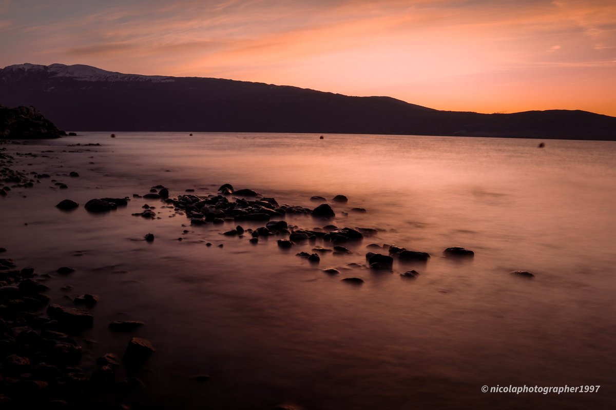 photos_nicola's tweet photo. Canon eos r7
Manfrotto befree advanced 
ƒ 22
ISO 100
18 mm 
8.9 s
0 ev
#photography #igitaly #igitalia #nature #travel #travelphotography #naturephotography #sunrise #sunrisephotography #longexposure #lake #lakegarda https://t.co/dYxKNGeClF