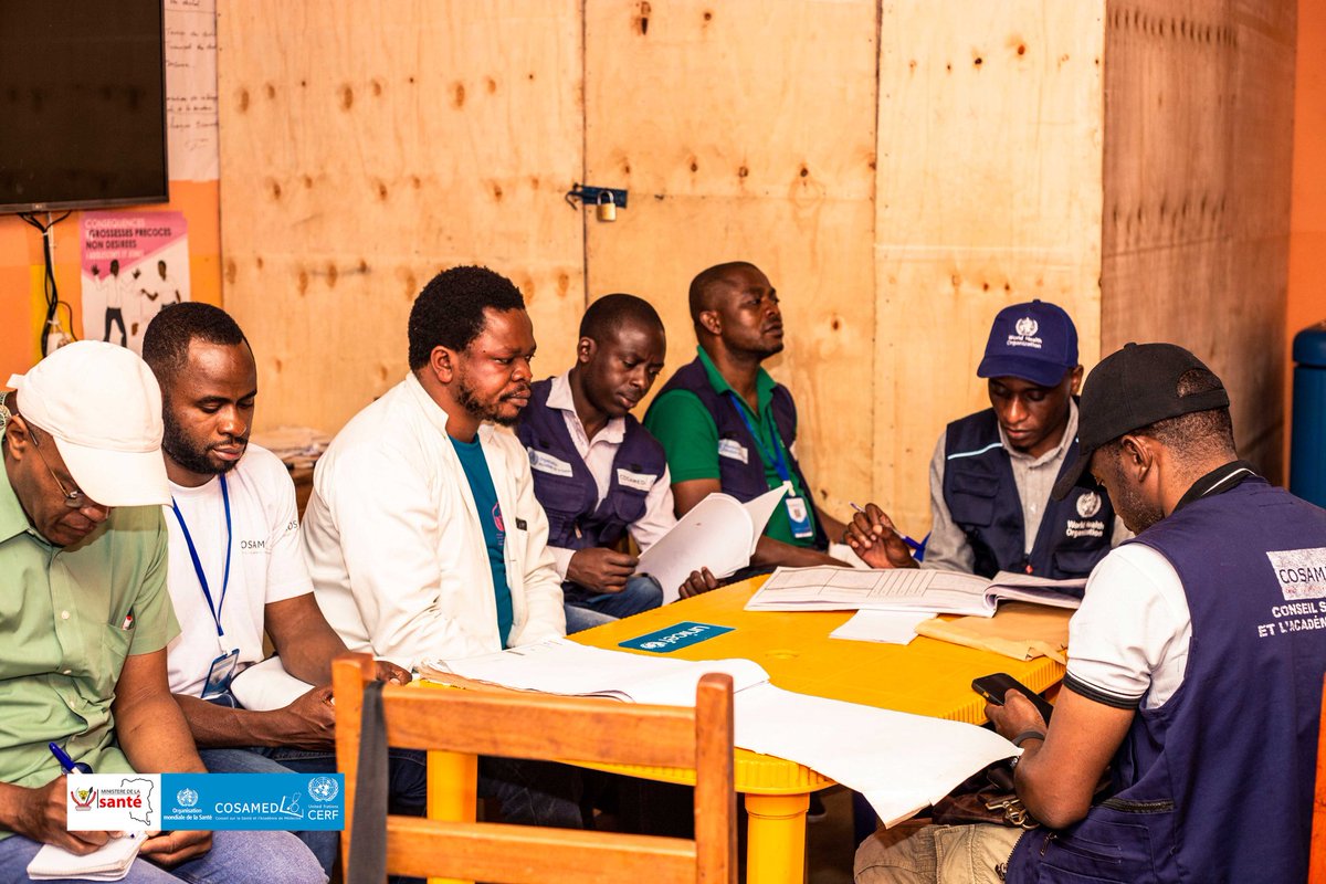 COSAMEDnews's tweet photo. Mission conjointe OMS, DPS SUD-KIVU et COSAMED d'évaluation finale du projet CERF UF 23 dans la zone de santé de Kalehe en #RDCongo. 
La communauté a exprimé le reggret du fin de projet dans la zone de Kalehe encore sinistrée avec les nouveaux déplacés en provenance du Nord Kivu https://t.co/SjXDpH3oTl