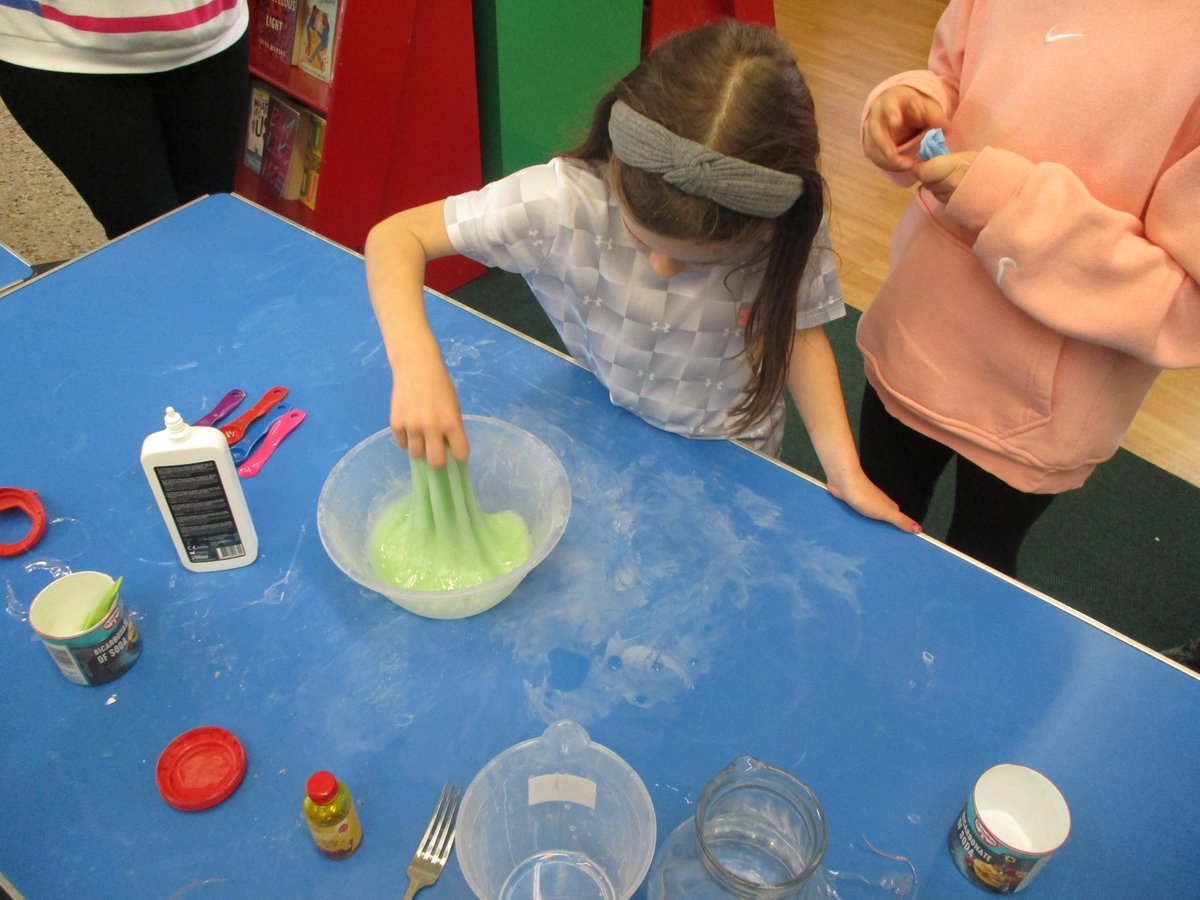 LancsLibraries's tweet image. 😃We had a great time at #RawtenstallLibrary making slime for the launch of our 2024 Reading Heroes reading challenge.
🦸We need you Reading Heroes! 
Come to the library sign up and be involved in lots of fun events.
Find out more lancashire.gov.uk/libraries-and-…
#LancsReadingHeroes