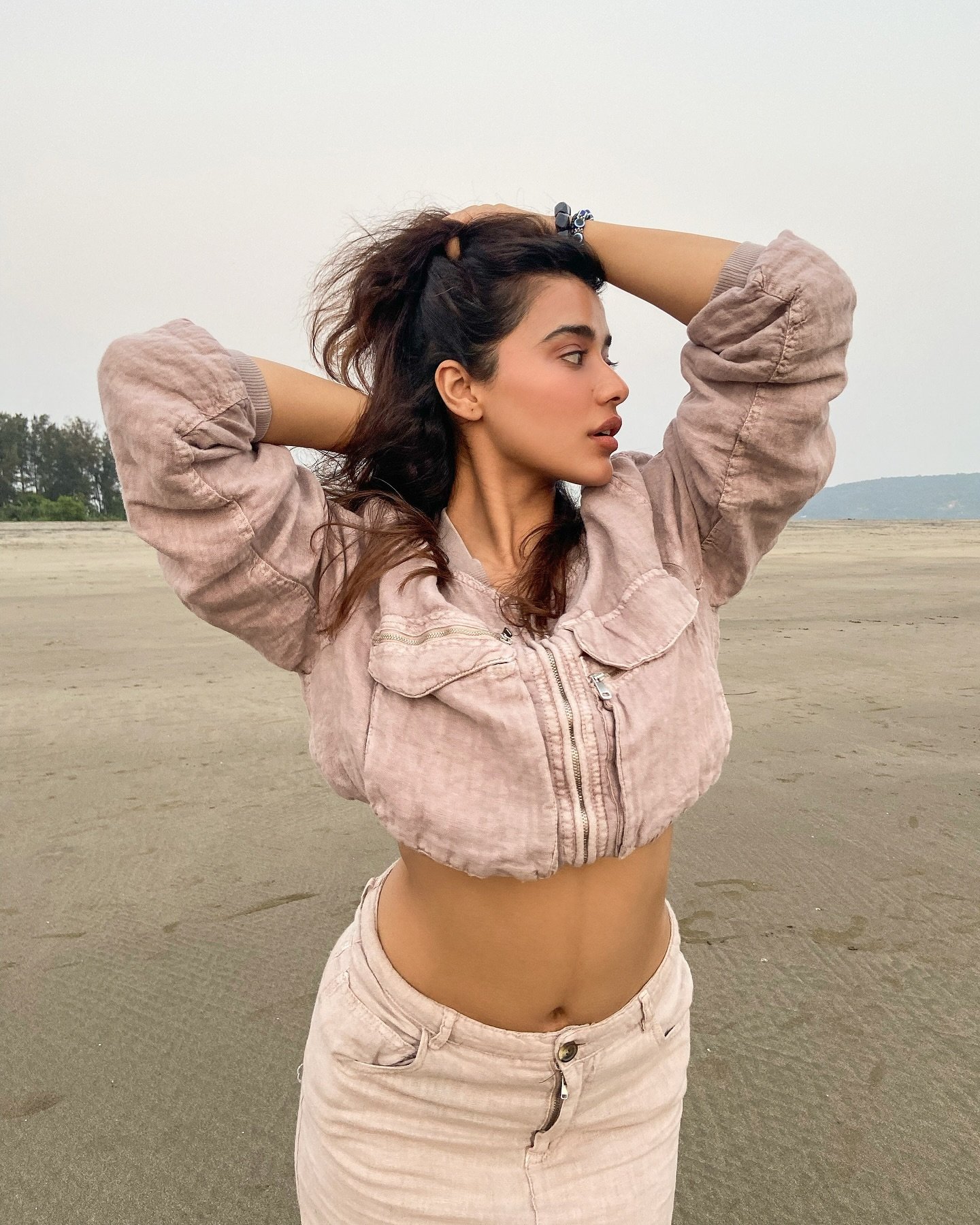 GSbepujW4AExUhi?format=jpg&name=large