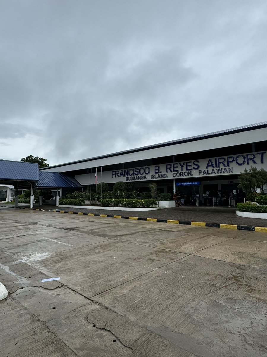 clintoncloud09's tweet photo. A Philippine Airlines (PAL) plane is said to have overshoot the runway here in Busuanga https://t.co/lqtwMatcjS
